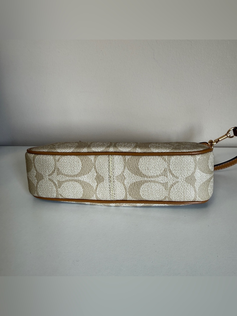 Coach C3308 SIG NLT 19 - Picture 6 of 9